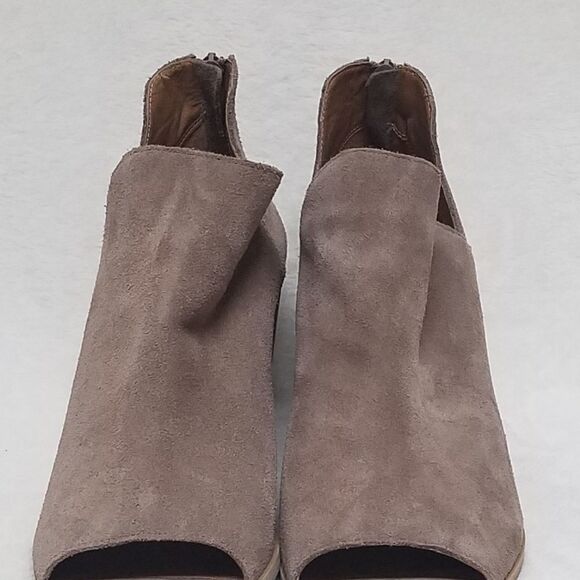 ANTHROPOLOGIE Susina Carina Suede Open Toe Bootie - Picture 7 of 16